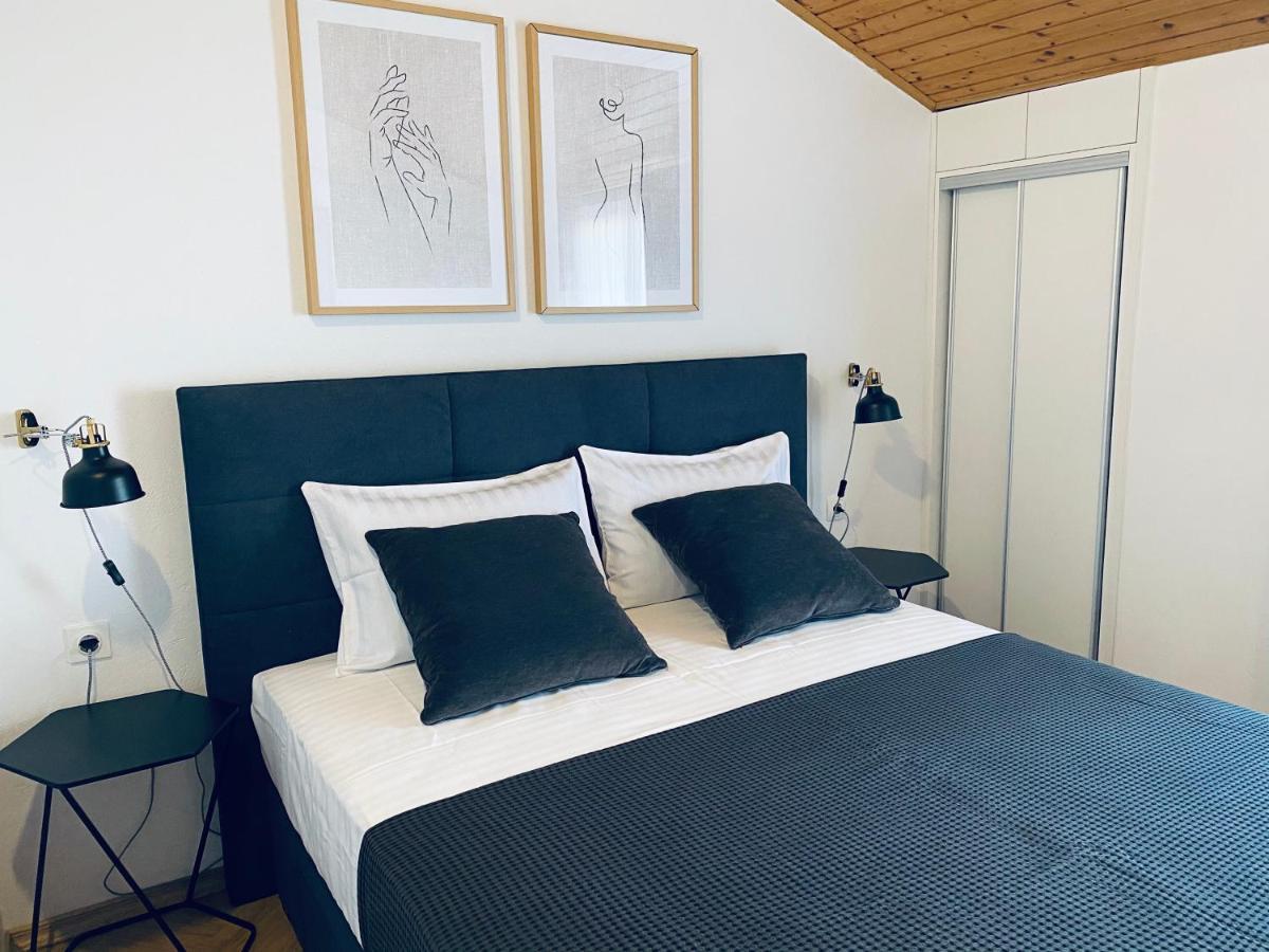 Cirjak Apartments Biograd Na Moru Eksteriør billede