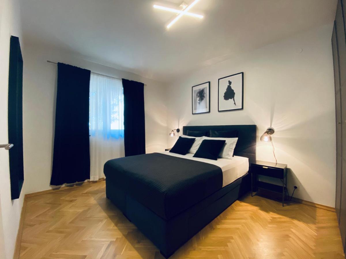 Cirjak Apartments Biograd Na Moru Eksteriør billede