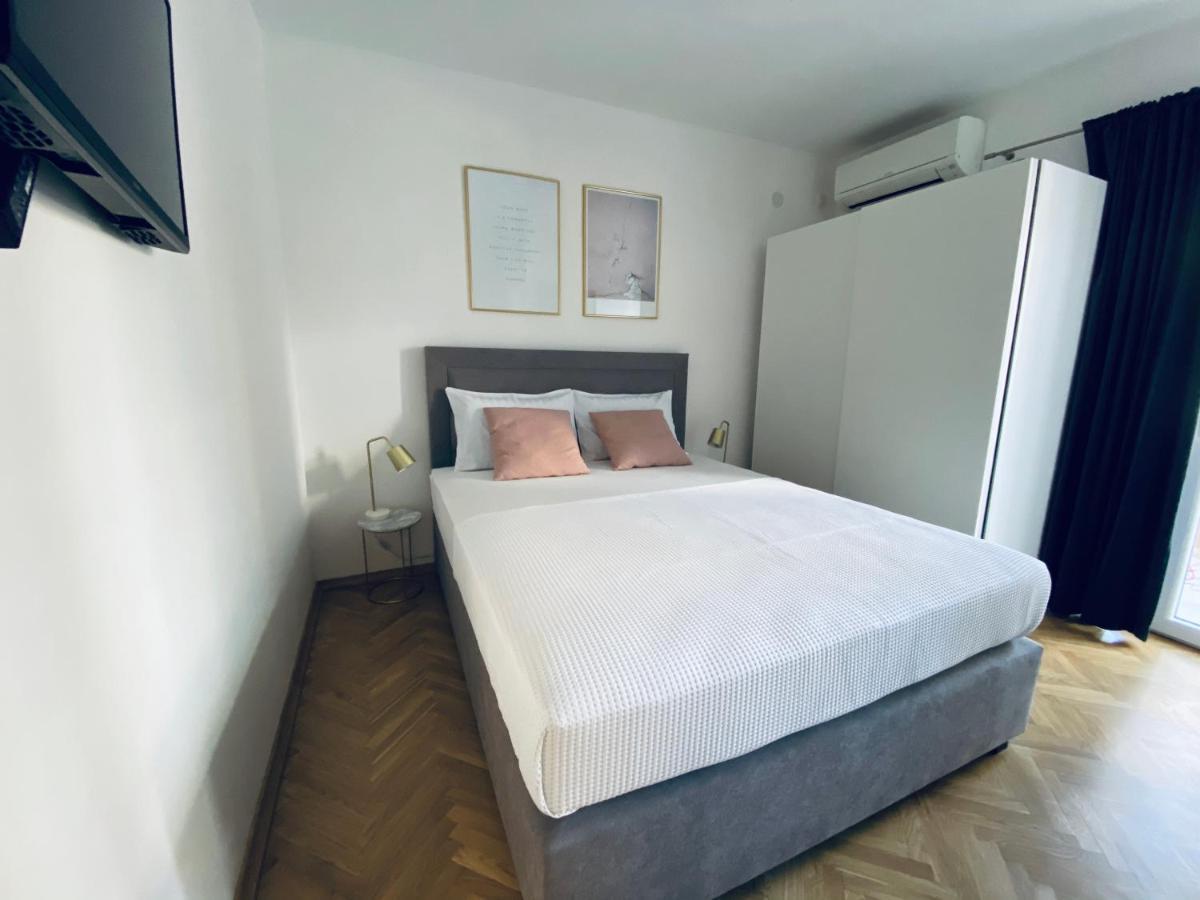 Cirjak Apartments Biograd Na Moru Eksteriør billede