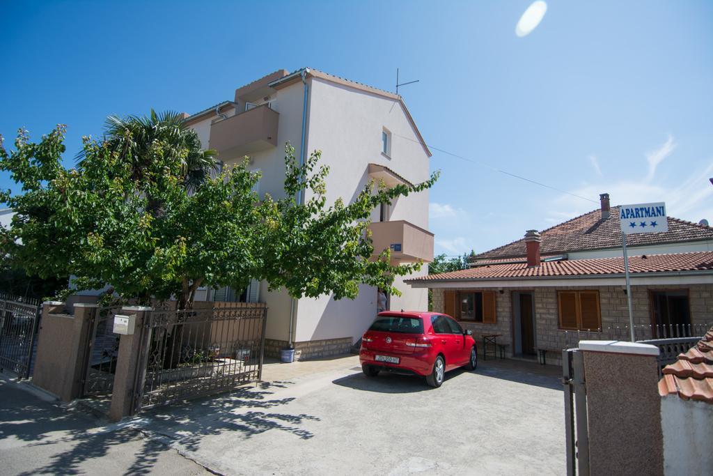 Cirjak Apartments Biograd Na Moru Eksteriør billede